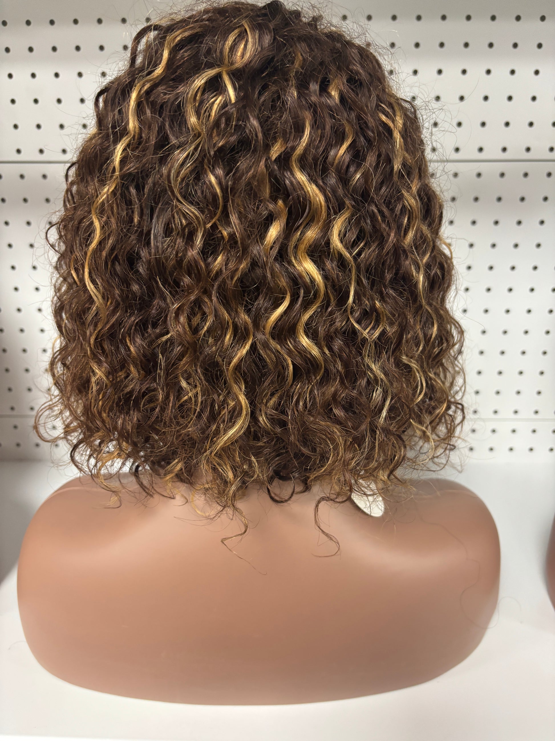 8-Inch Blonde Balayage Deep Curly HD Lace Wig – Soft Gold Curls, Undetectable Lace, & Lightweight Comfort