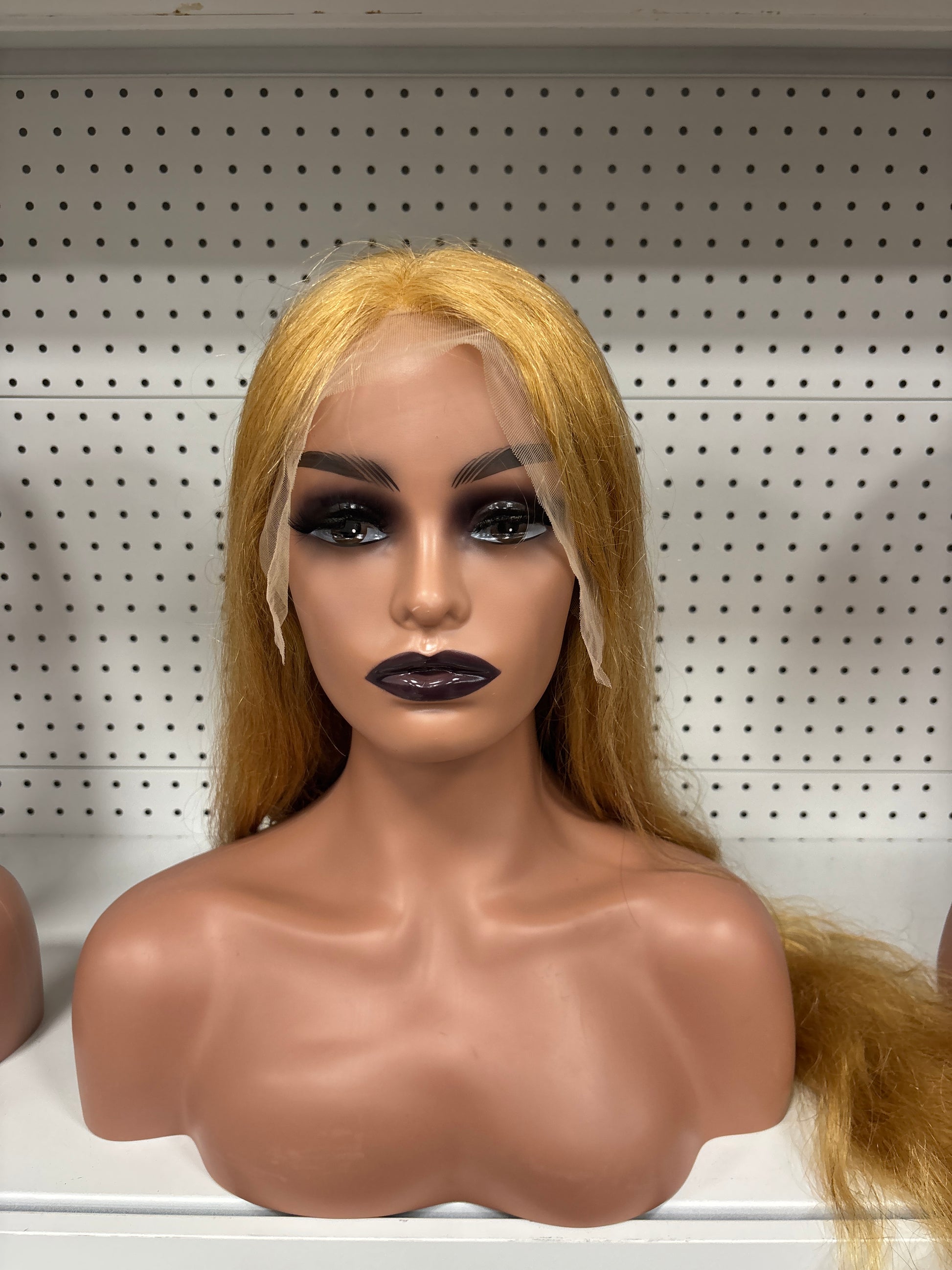 24" Blonde Body Wave HD Lace Front Wig - Sun-Kissed Waves & Seamless Lace