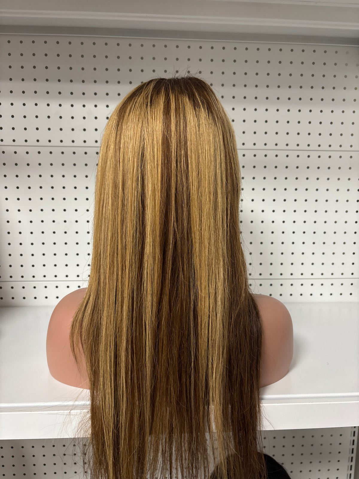24" Straight Blonde Balayage HD Lace Front Wig – Sun-Kissed Length & Effortless Glam