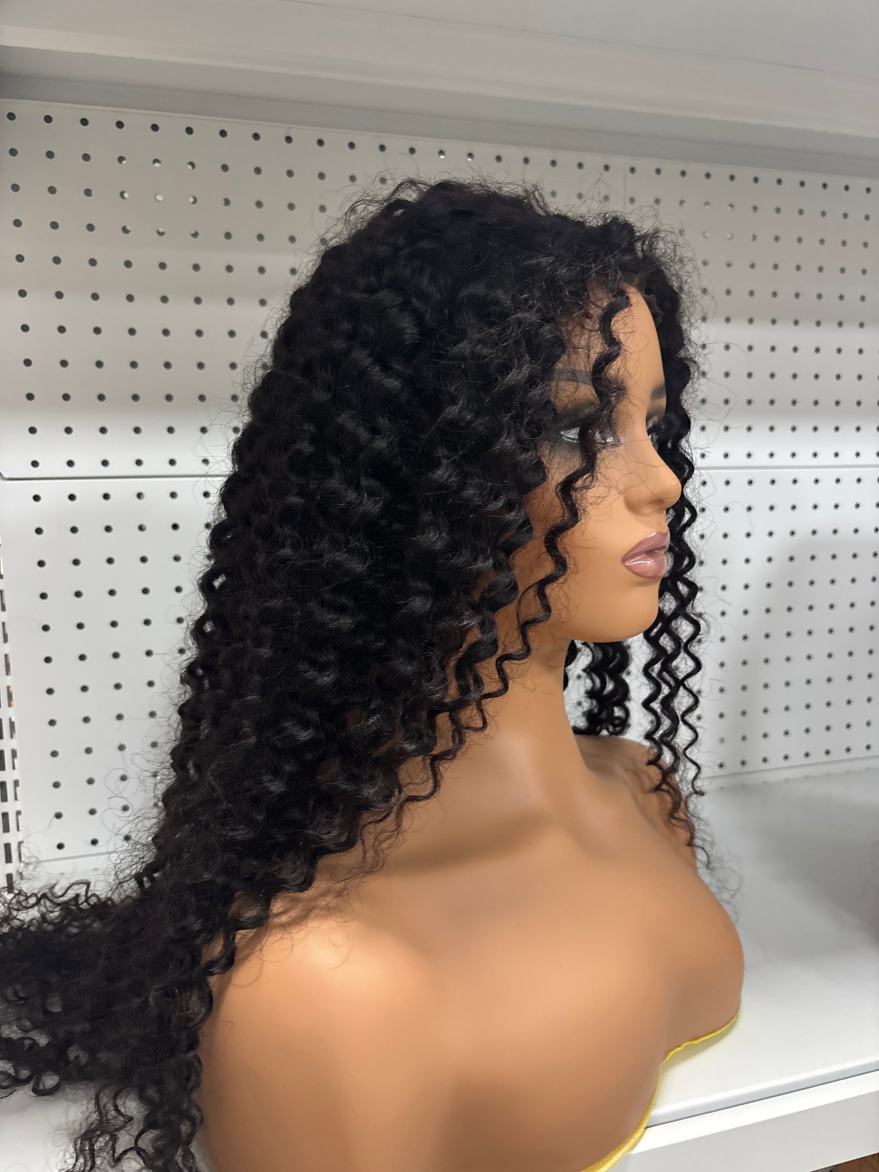 16" Deep Curly Black HD Lace Front Wig – Voluminous & Bold